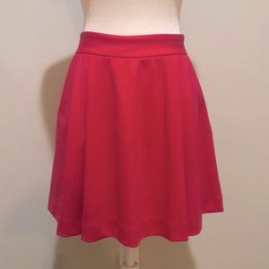 Pink skirt with pockets